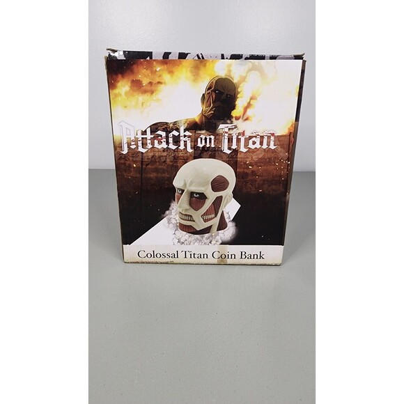 Attack On Titan Colossal Titan Head Coin Bank Horror Skull Anatomy Anime - Picture 2 of 14